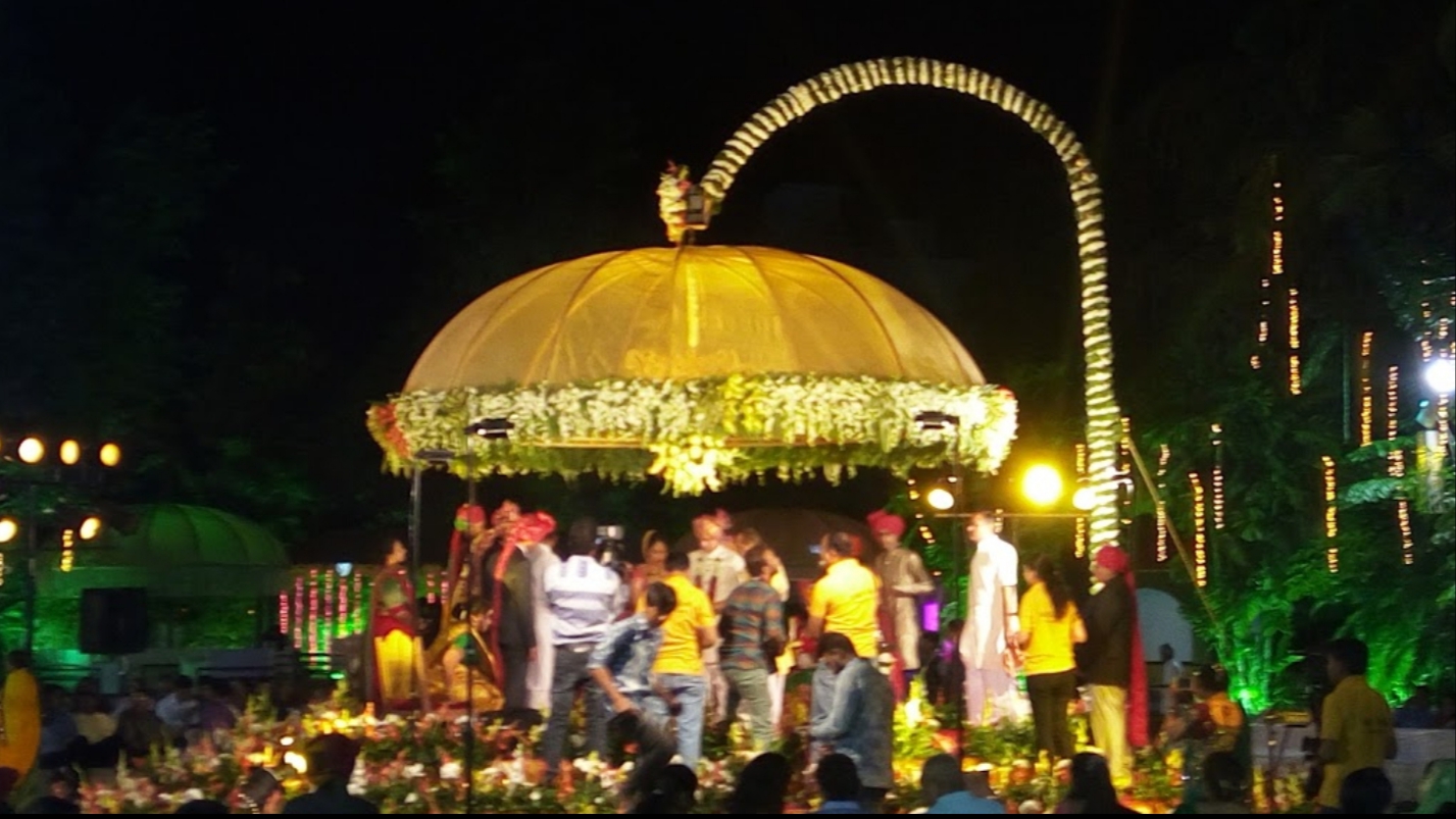 Giriraj Faraskhana